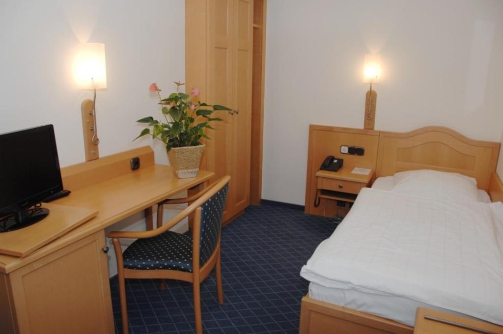 Hotel Zur Eich Wermelskirchen Pokój zdjęcie
